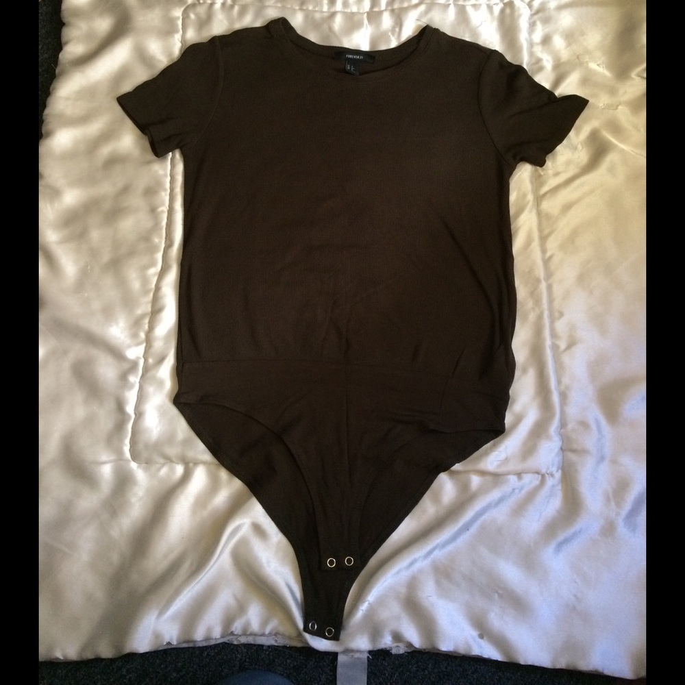 ❗️ClosetClosing❗️F21 bodysuit